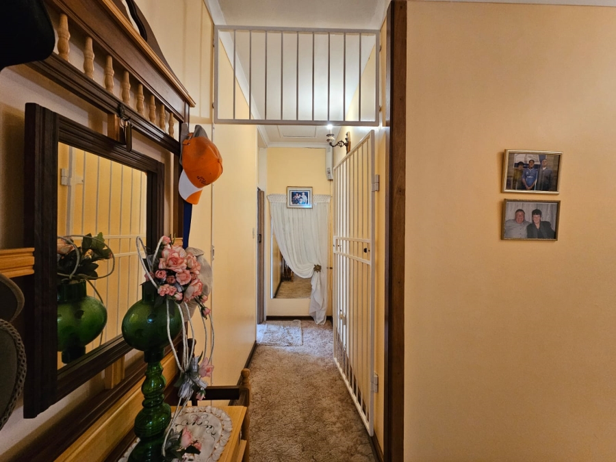 4 Bedroom Property for Sale in Odendaalsrus Free State